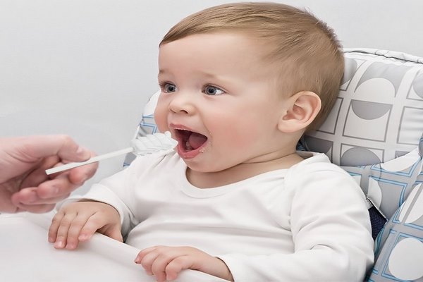 Trẻ có 4 thói quen này bố mẹ cần thay đổi ngay, nó sẽ hủy hoại hàm răng của bé - Ảnh 2. Trẻ có 4 thói quen này bố mẹ cần thay đổi ngay, nó sẽ hủy hoại hàm răng của bé - Ảnh 2.